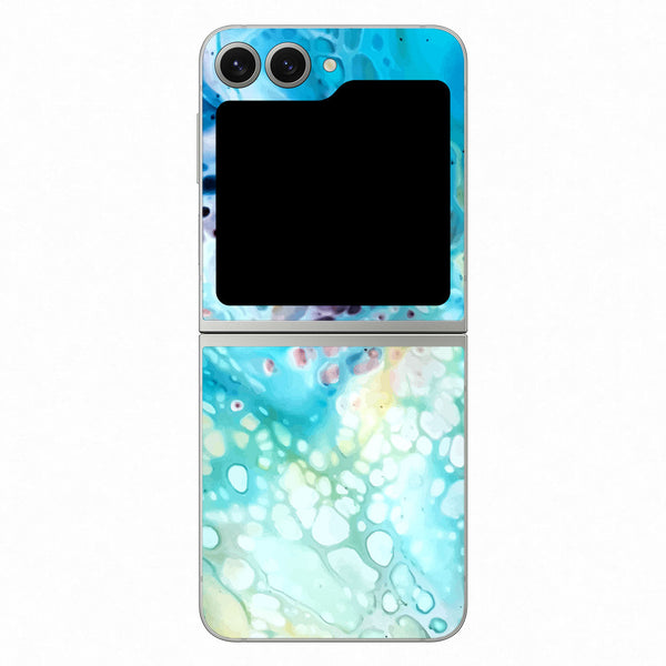 Galaxy Z Flip 6 Oil Paint Series Arctic Waves Skin